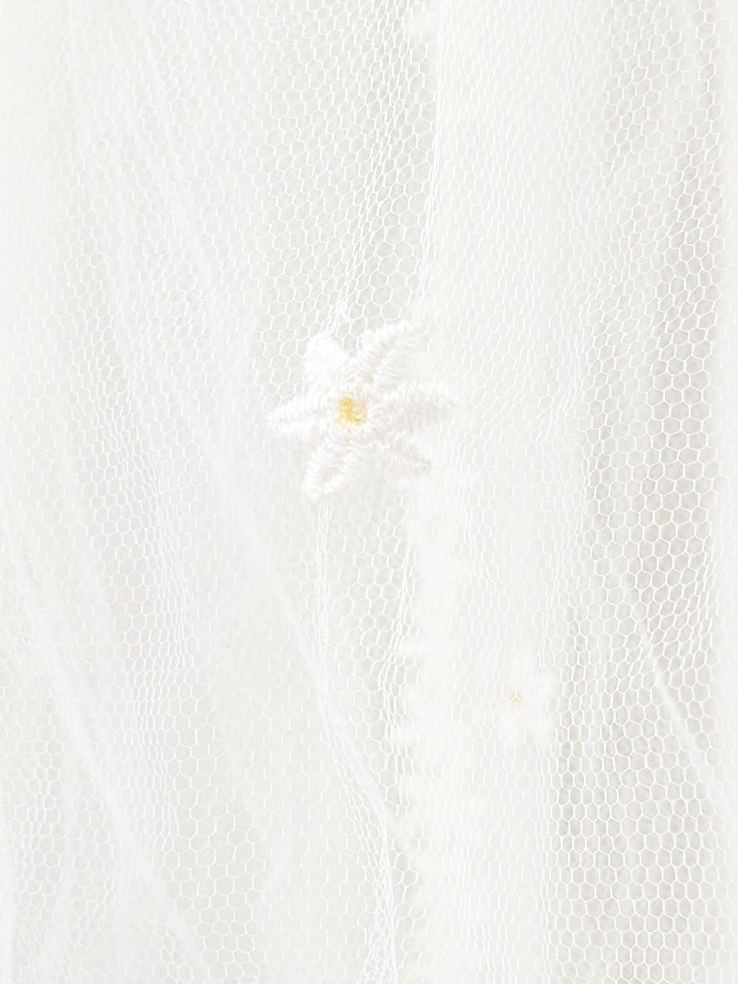 Vintage Victorian Style White Wedding Dress With Veil - Size 6