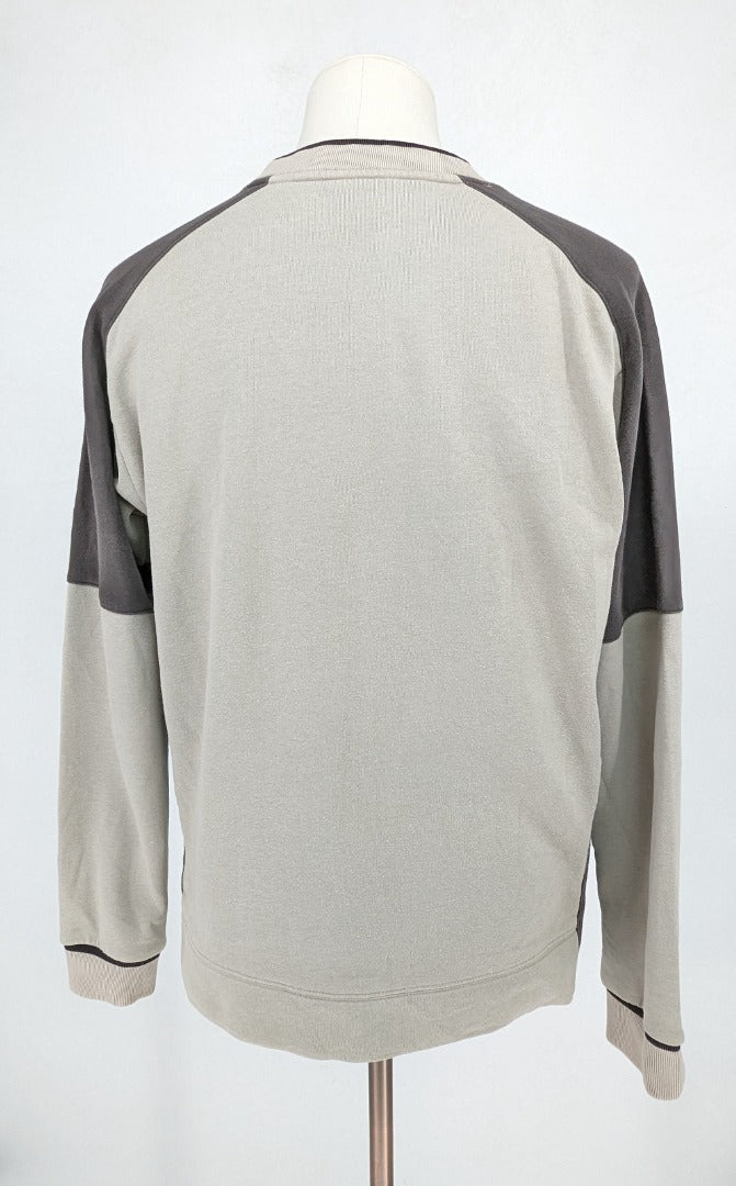 Vintage 90's/Y2K FILA Grey Men Sweatshirt - Size M