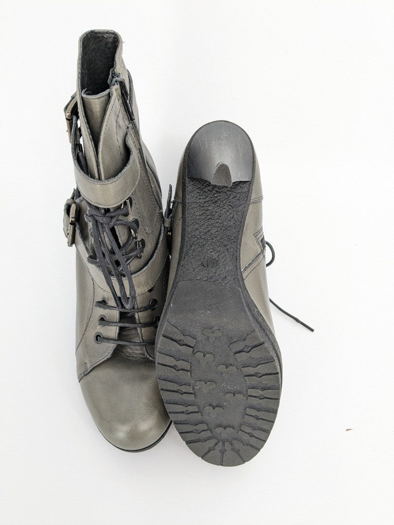 Carvela Grey Leather  Ladies Ankle Boots - Size 8.5 UK (EU 41)