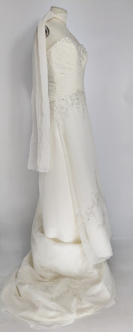 MoriLee By Madeline Gardner Ivory Wedding Dress - Size 8